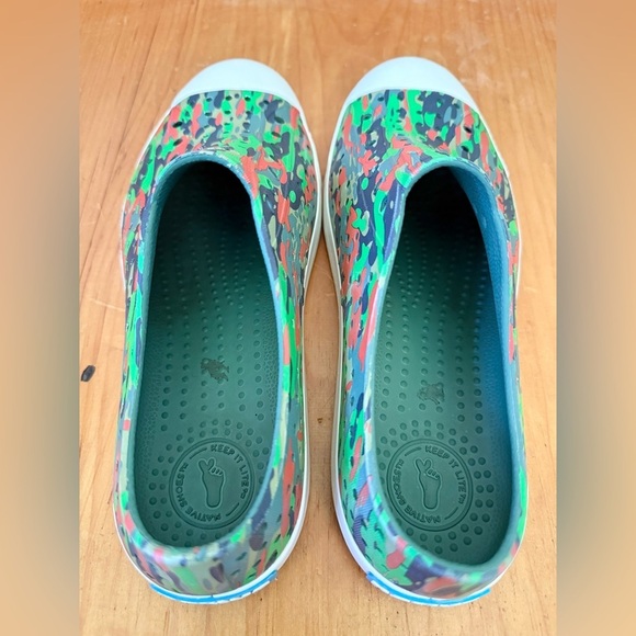 Native Jefferson Child Shoe | Size 6 (Big Kid) - Picture 4 of 6